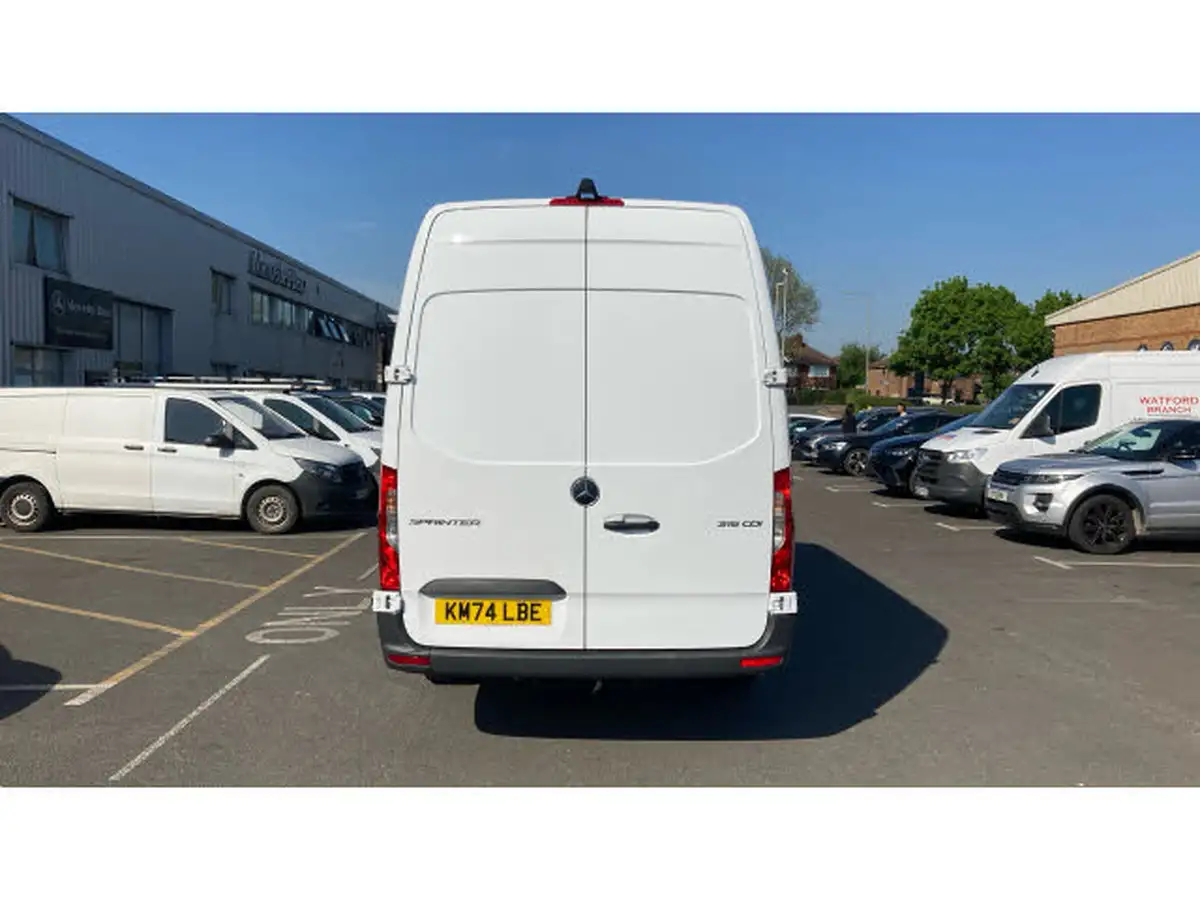 2024-mercedes-benz-sprinter-20cdi-315-l3h2-pro-eco-gear-big-10