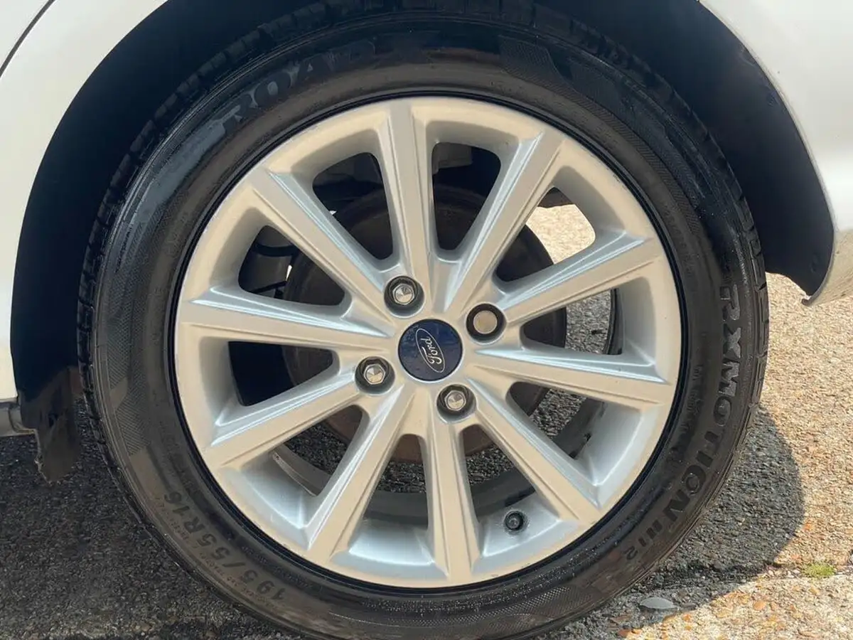 2016-ford-b-max-10-titanium-100ps-big-24
