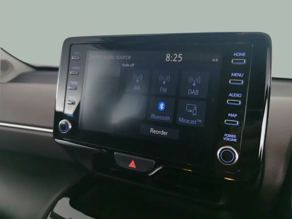 2022-toyota-yaris-cross-15-vvt-i-excel-awd-i-big-17