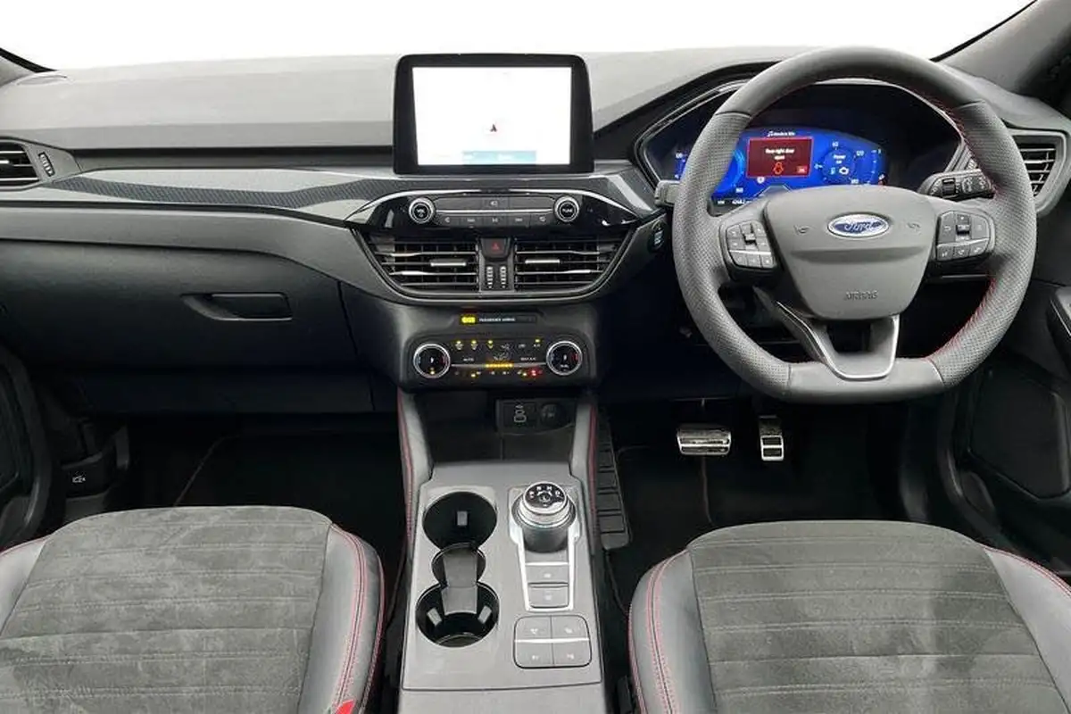 2023-ford-kuga-big-9