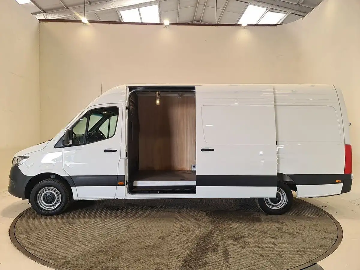 2024-mercedes-benz-sprinter-20cdi-315-l3h2-pro-eco-gear-big-4