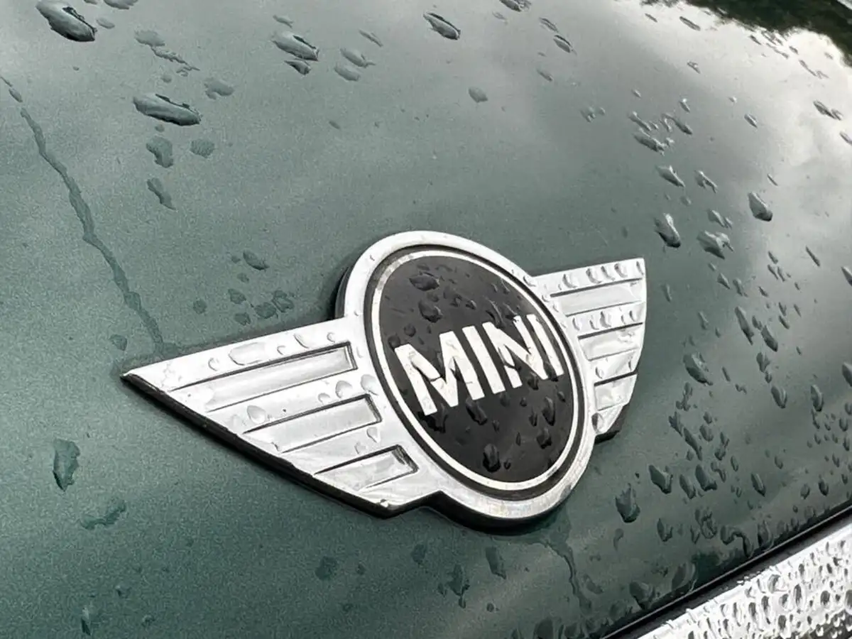 2008-mini-cooper-16-cooper-120bhp-hatchback-3d-big-5