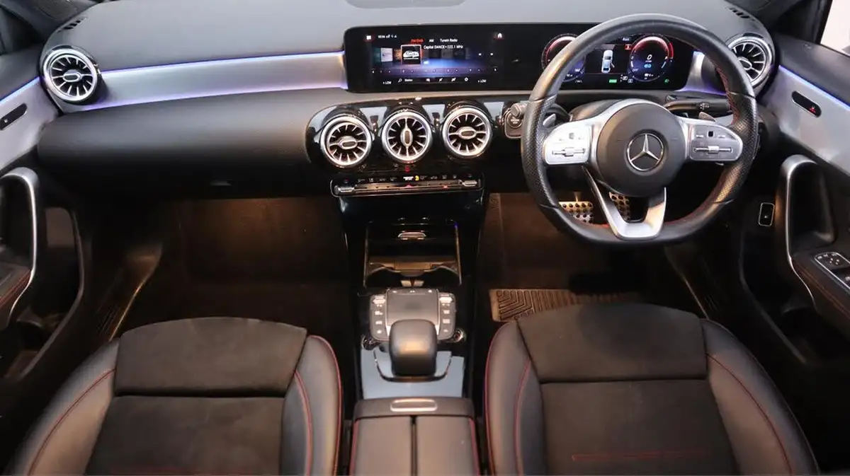 2020-mercedes-benz-a-class-13-a250e-amg-line-premium-saloon-4d-big-13