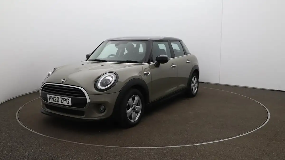 2020-mini-countryman-15-cooper-classic-big-36
