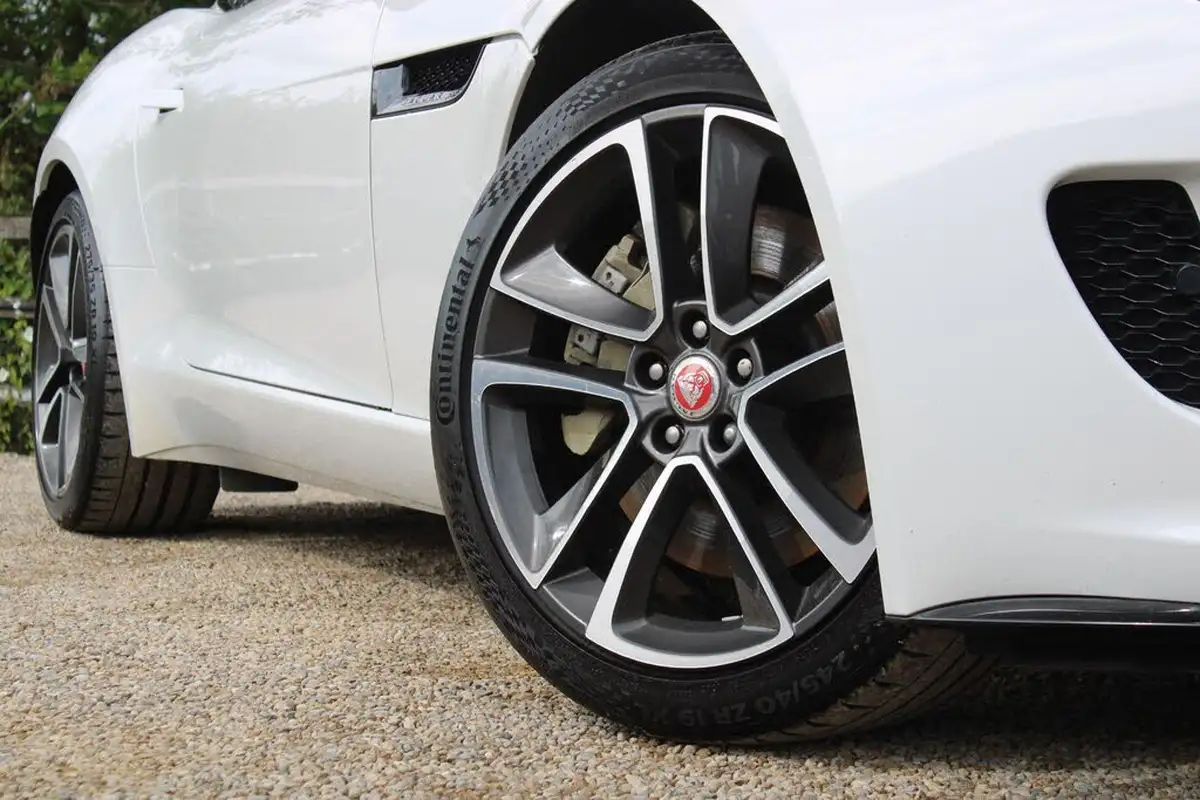 2016-jaguar-f-type-30-v6-sc-coupe-auto-big-6