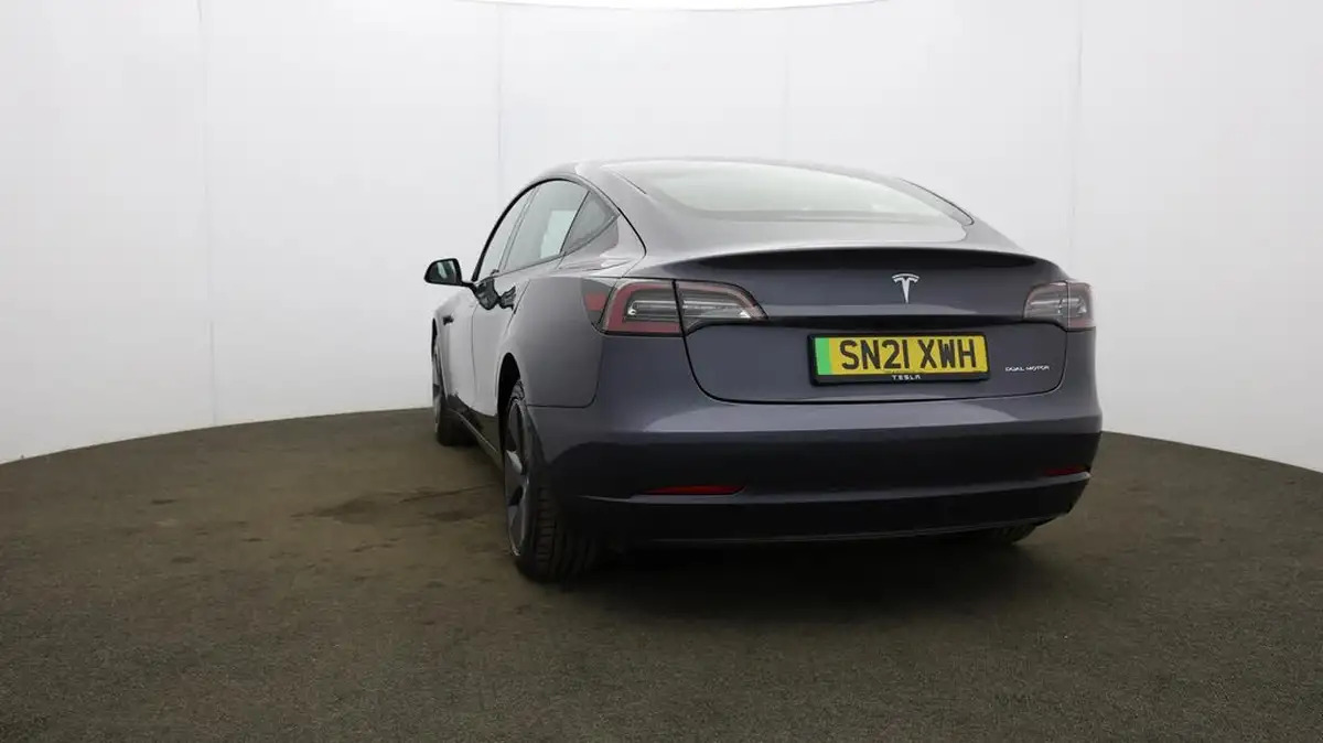 2021-tesla-model-3-e-long-range-4x4-big-34