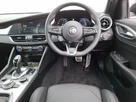 2025-alfa-romeo-giulia-20-veloce-small-6
