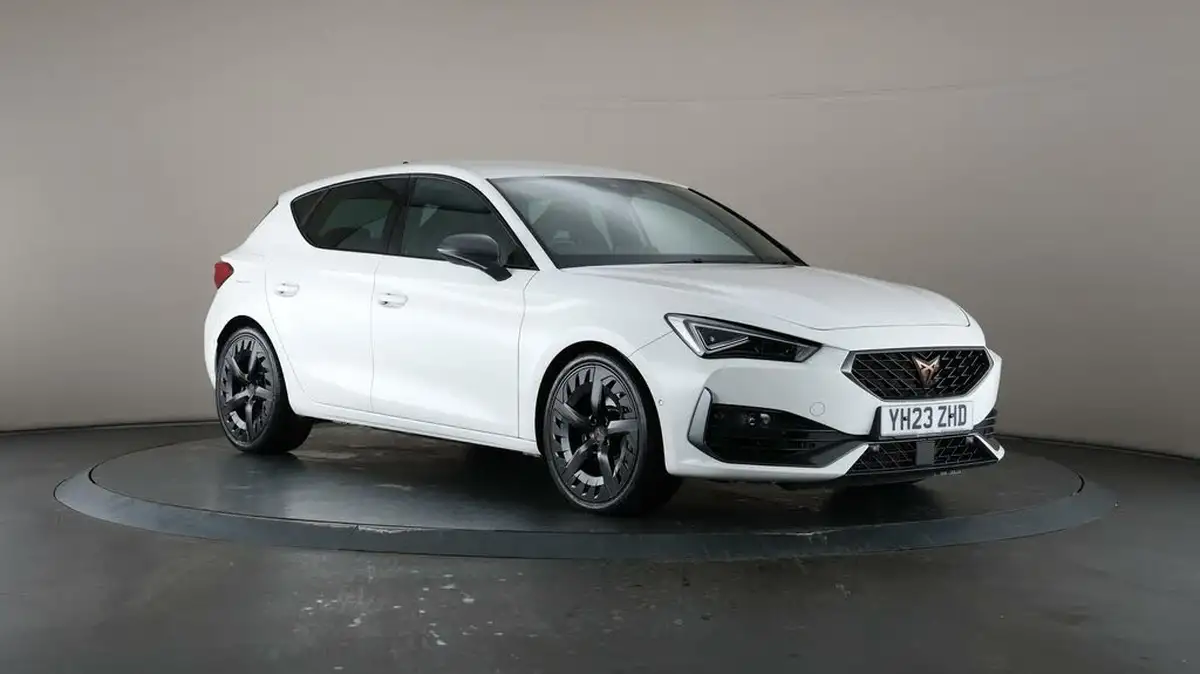 2023-cupra-leon-nf-20-tsi-vz3-300ps-hatchback-big-51