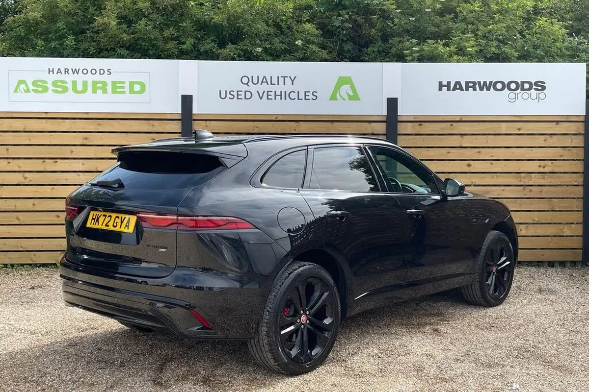 2022-jaguar-f-pace-20-p400e-r-dynamic-hse-big-7