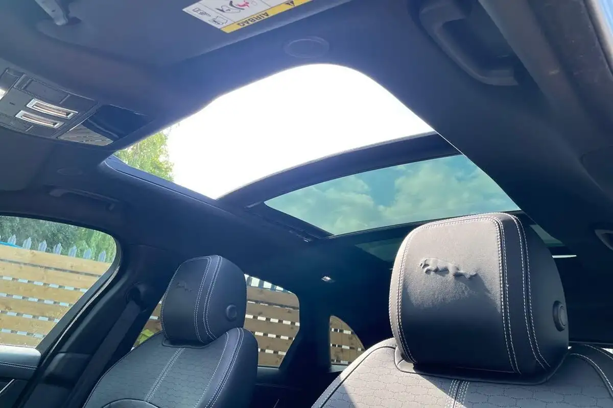 2022-jaguar-f-pace-20-p400e-r-dynamic-hse-big-31