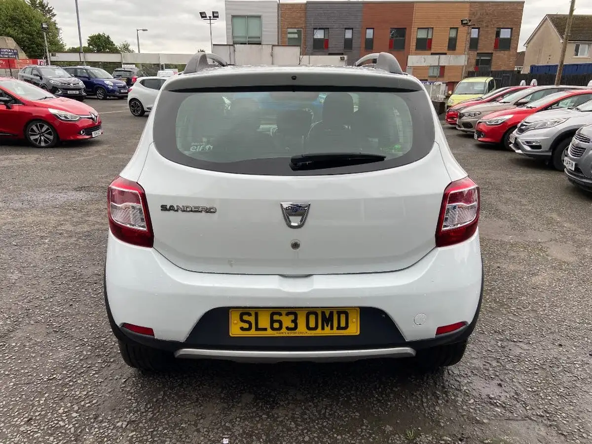2013-dacia-sandero-stepway-09-ambiance-big-3