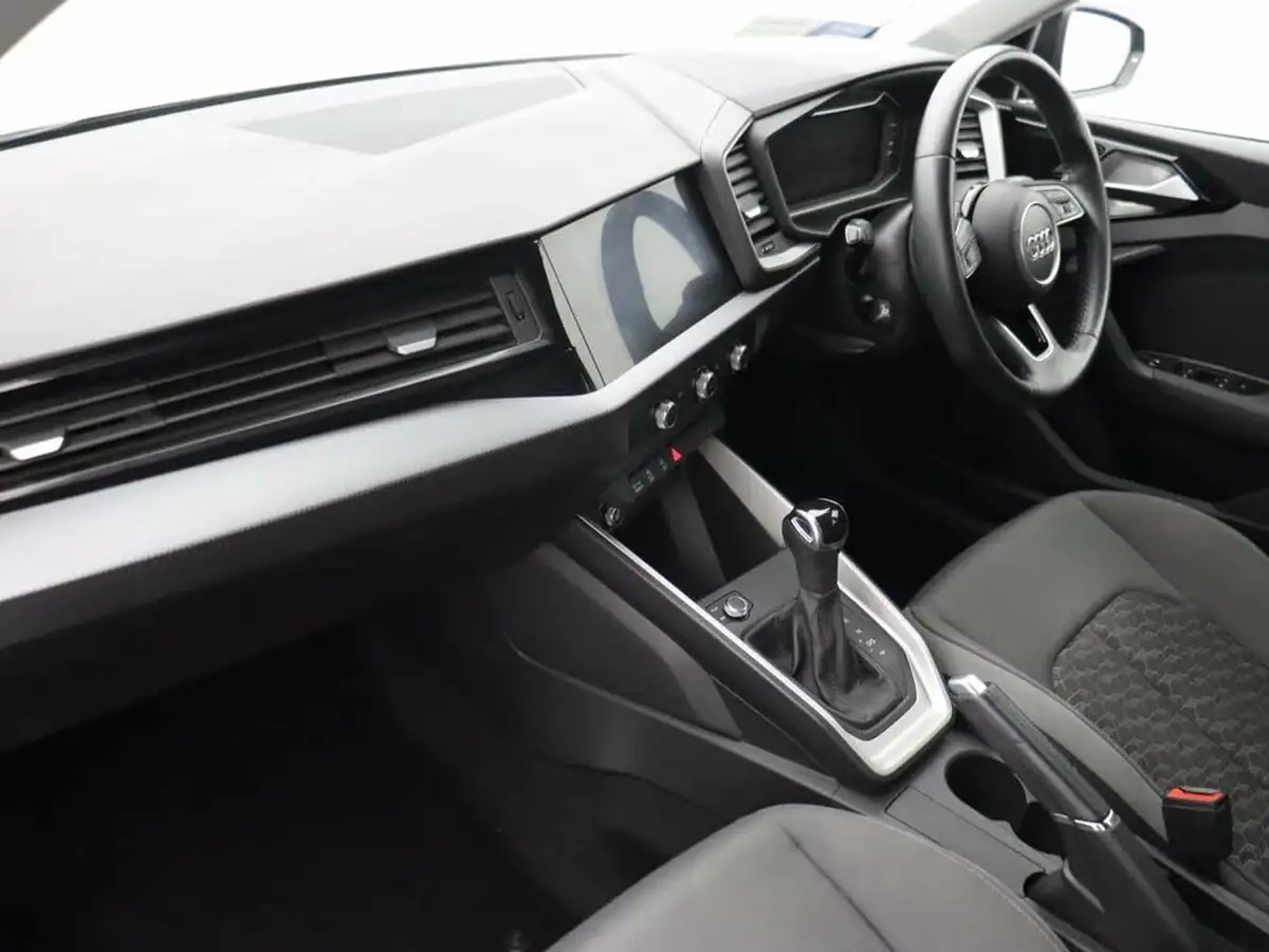 2019-audi-a1-10-30-tfsi-sport-ss-s-tronic-big-10