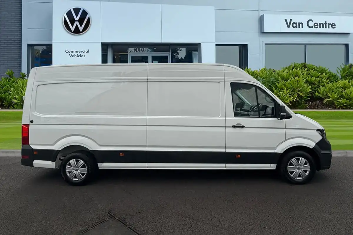 2024-volkswagen-crafter-big-2