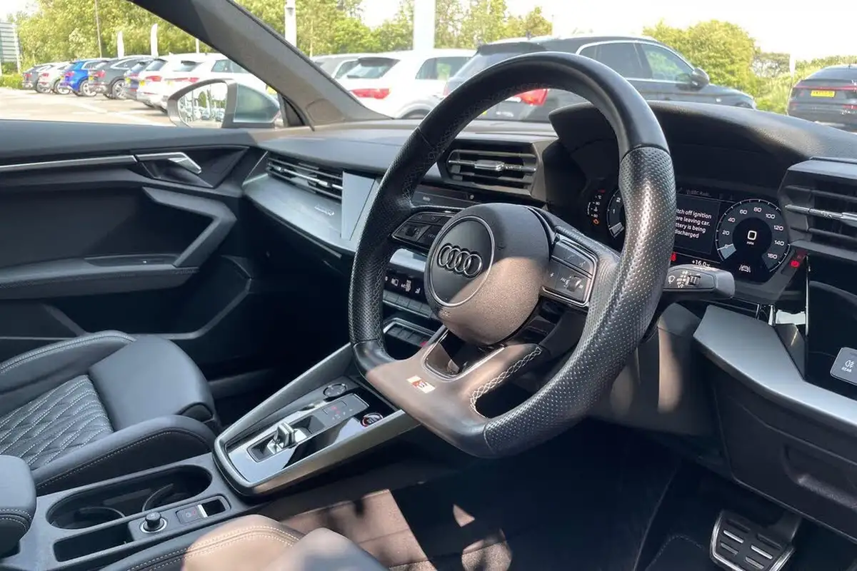 2021-audi-s3-20-tfsi-sportback-5d-big-24