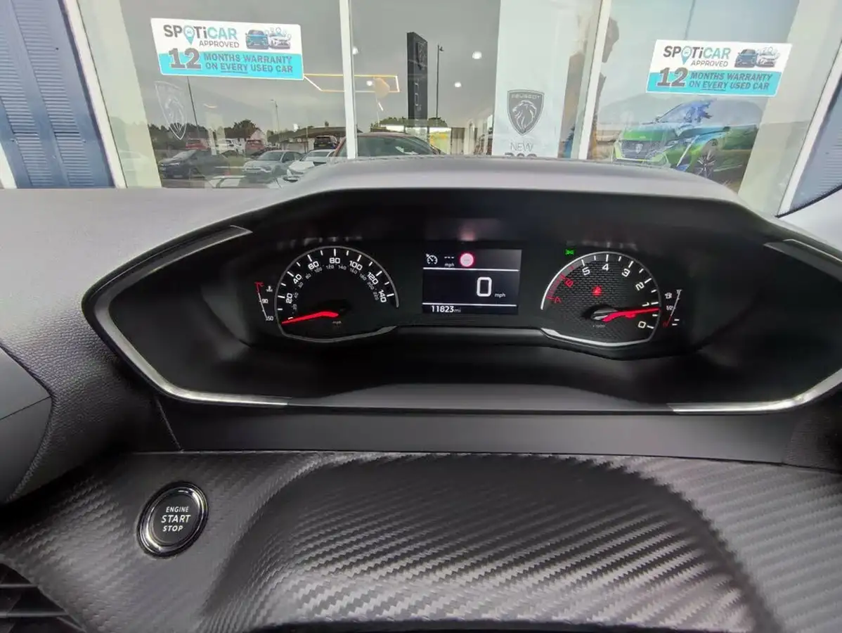 2022-peugeot-2008-suv-12-puretech-active-premium-big-23