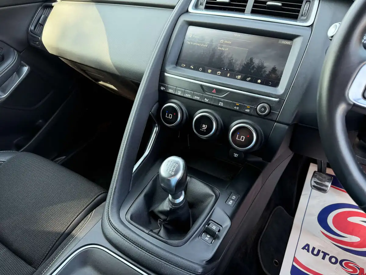 2019-jaguar-e-pace-20-i4d-r-dynamic-150ps-big-17