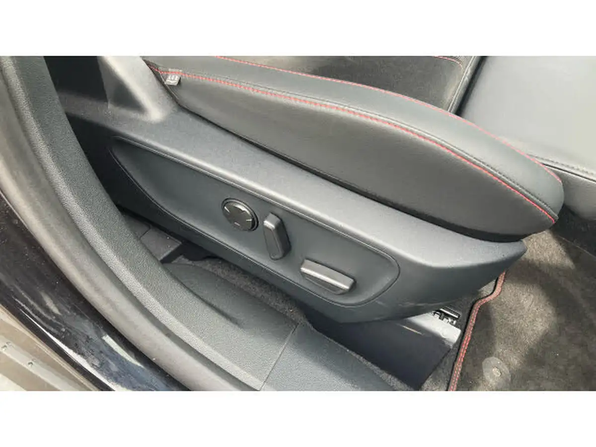 2024-ford-kuga-big-27