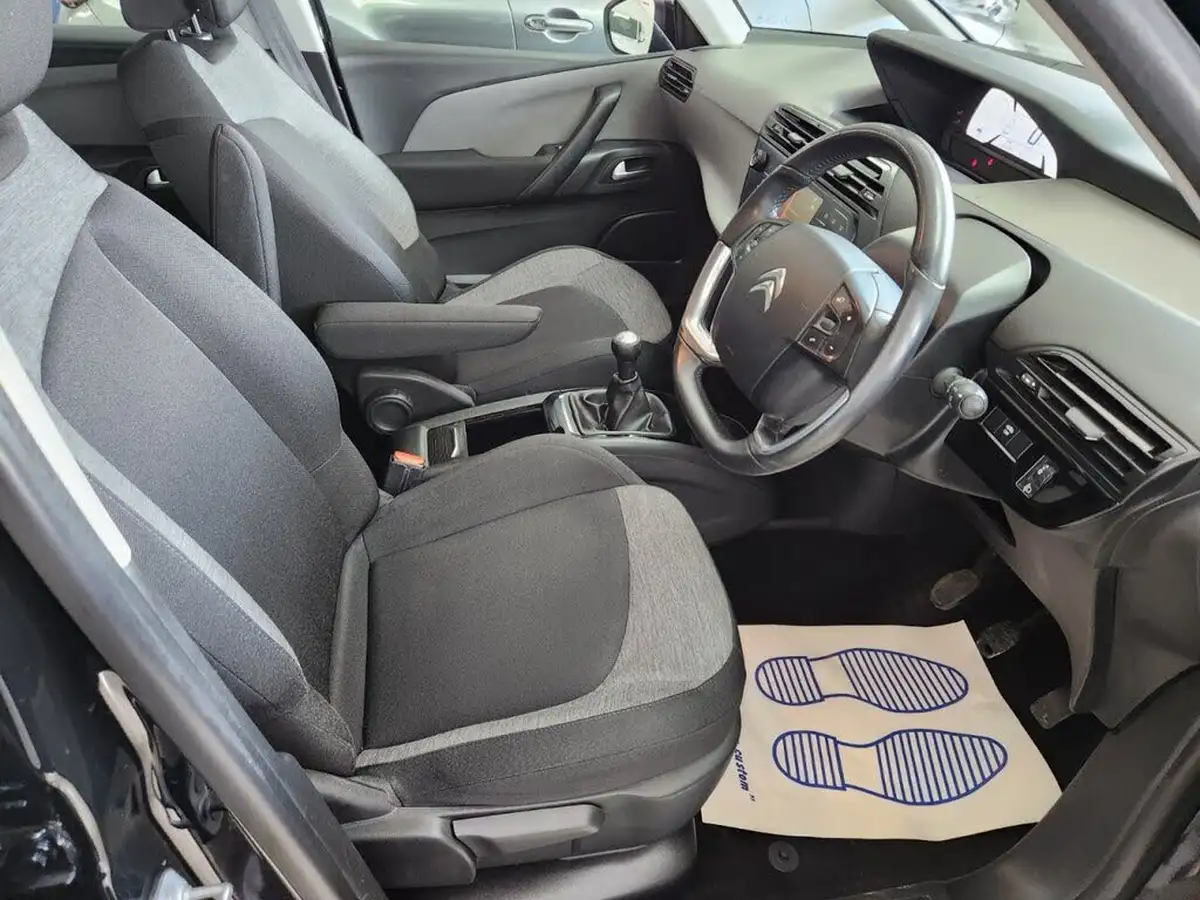 2017-citroen-c4-picasso-16bluehdi-touch-edition-100ps-ss-big-19