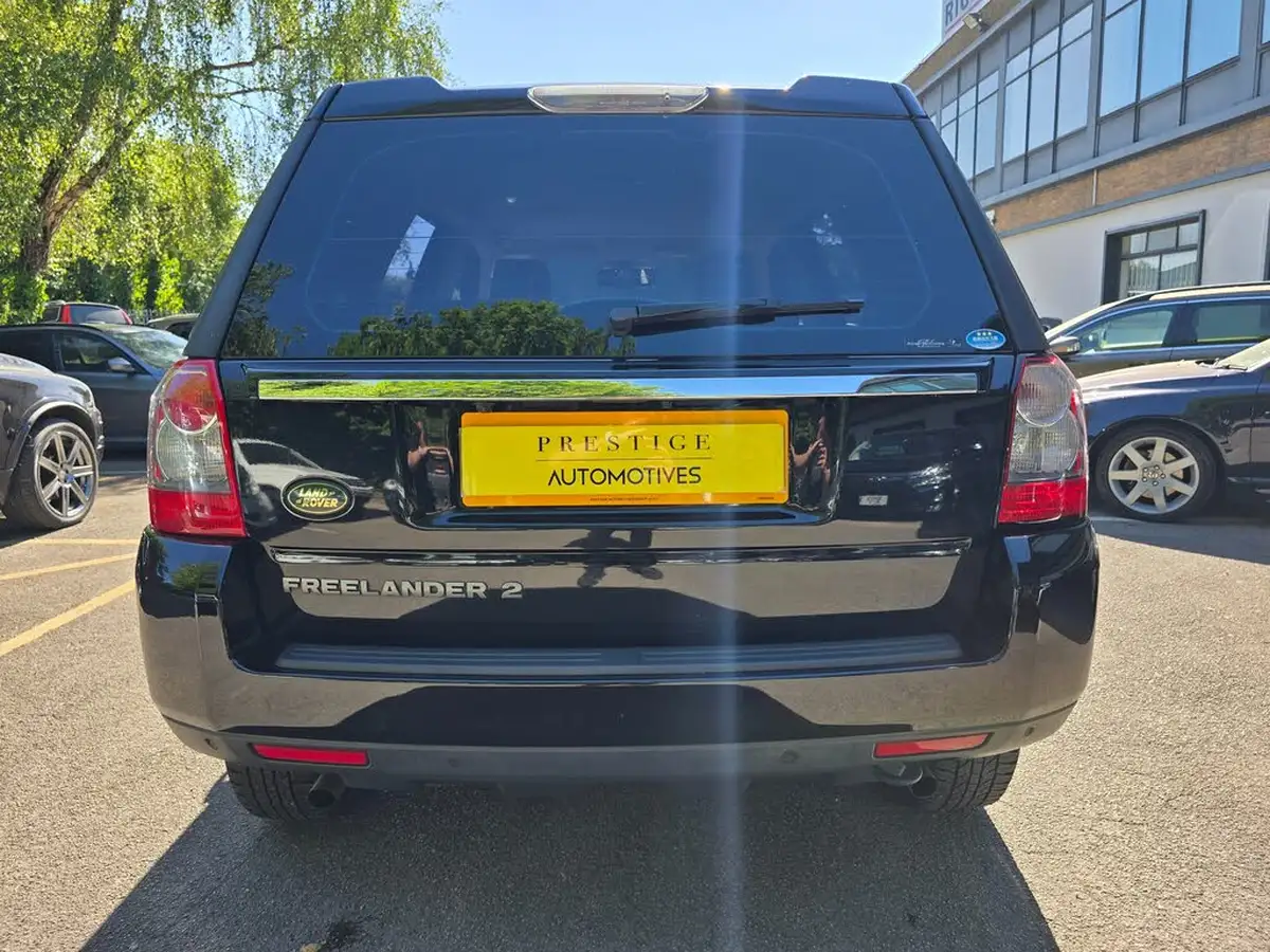 2011-land-rover-freelander-2-big-10