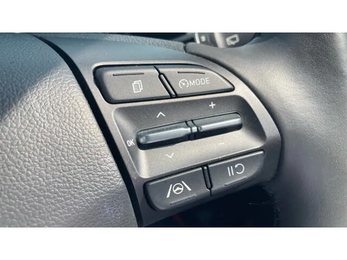 2022-hyundai-kona-10-t-gdi-premium-big-21