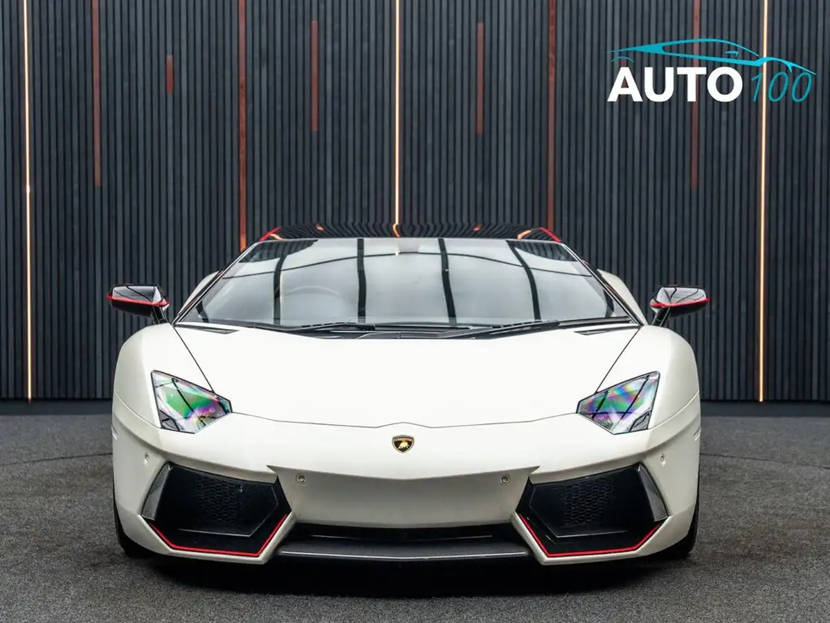 2016-lamborghini-aventador-65-lp-750-4-superveloce-coupe-big-10