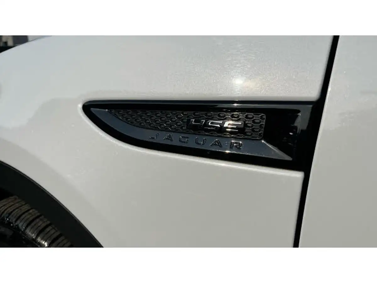 2018-jaguar-e-pace-20-i4d-r-dynamic-hse-180ps-big-19