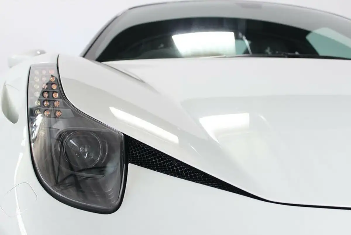 2011-ferrari-458-45-italia-big-39