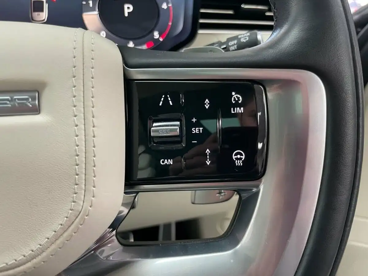 2022-land-rover-range-rover-30-d300-se-big-40