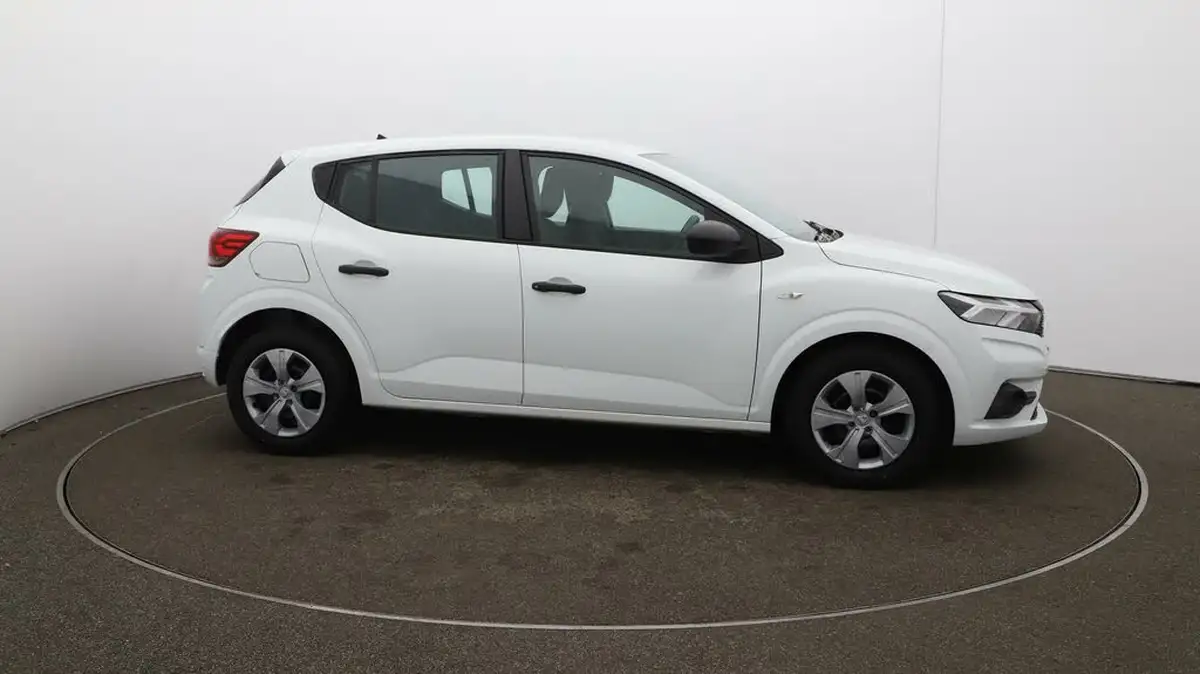 2022-dacia-sandero-10-sce-essential-big-42