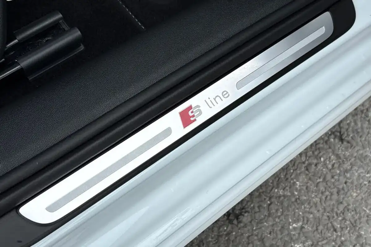 2023-audi-a1-10-30-tfsi-s-line-big-25