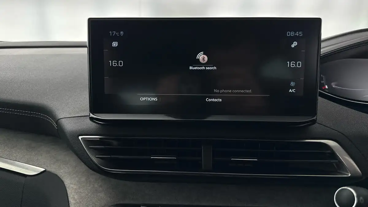 2022-peugeot-3008-suv-12-puretech-gt-big-31