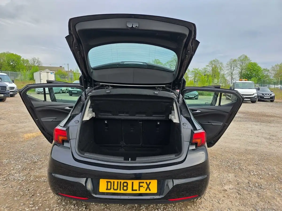2018-vauxhall-astra-14i-16v-turbo-elite-nav-150ps-ss-hatchback-auto-big-47