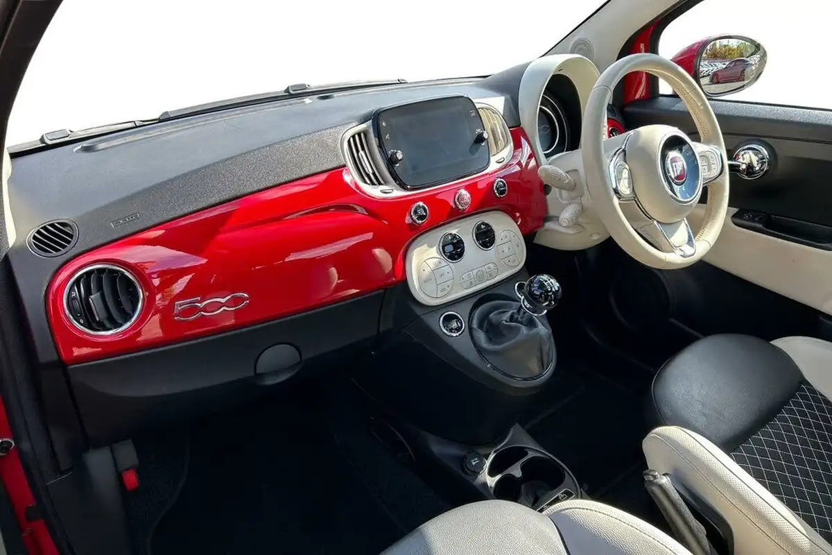 2022-fiat-500-10-dolcevita-big-1