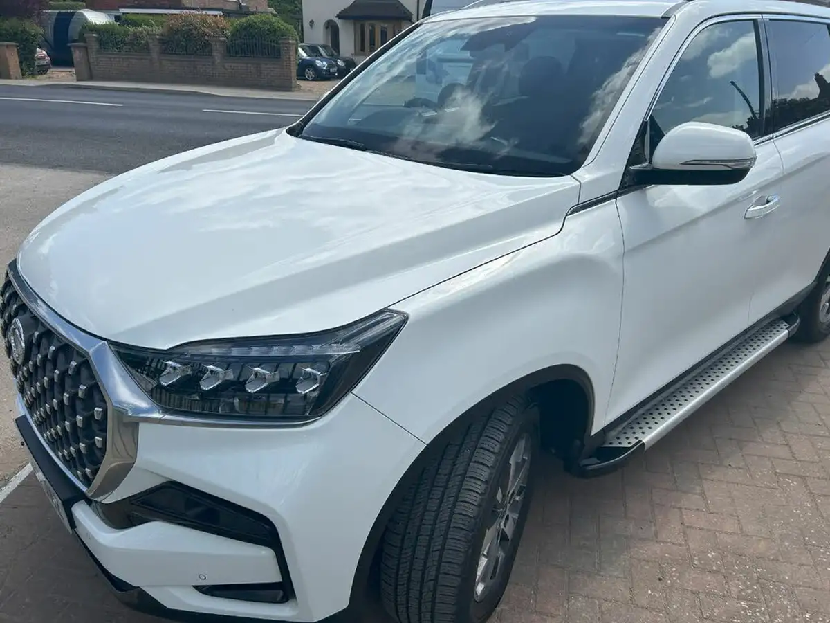 2023-kgm-ssangyong-rexton-22td-ultimate-big-2