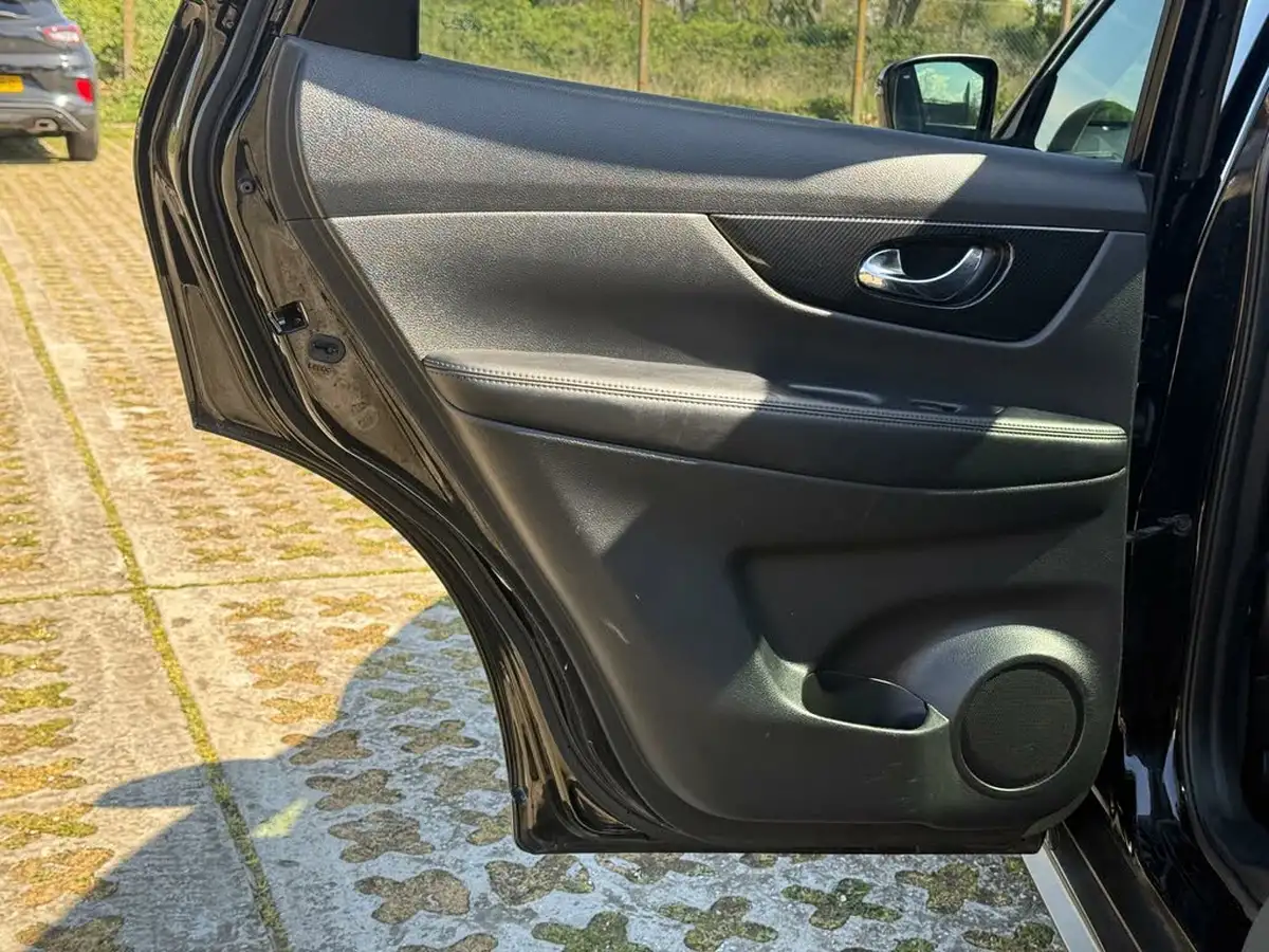 2017-nissan-x-trail-16dci-n-connecta-big-43
