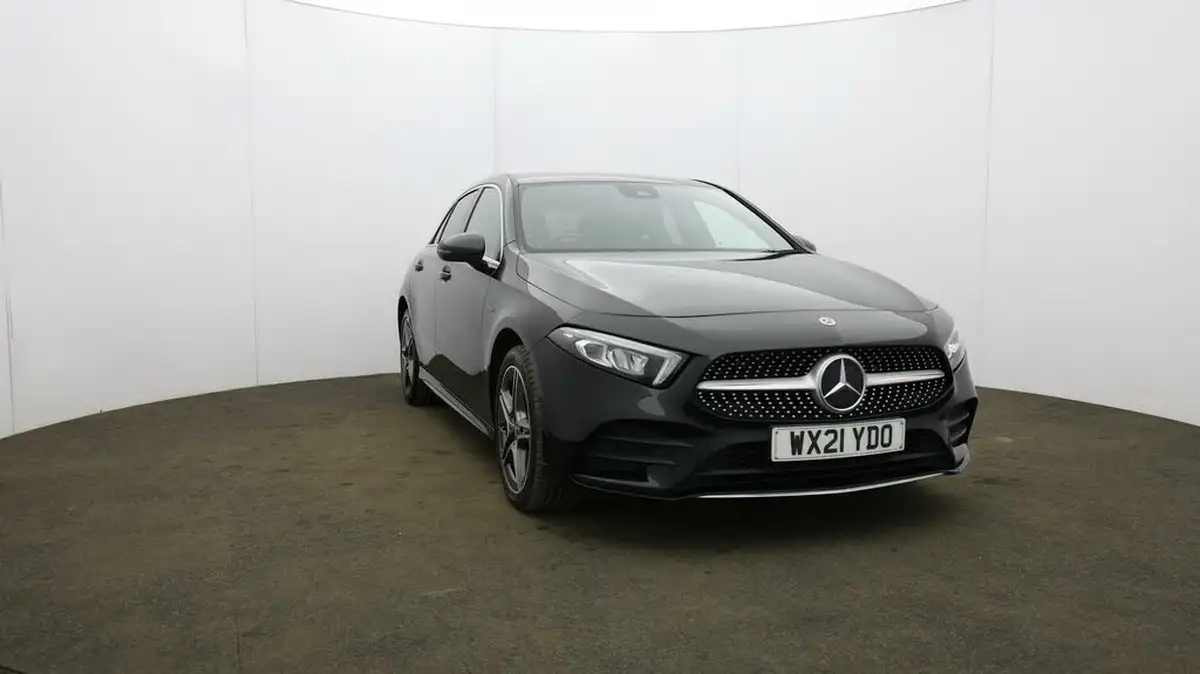 2021-mercedes-benz-a-class-13-a250e-amg-line-hatchback-5d-big-36