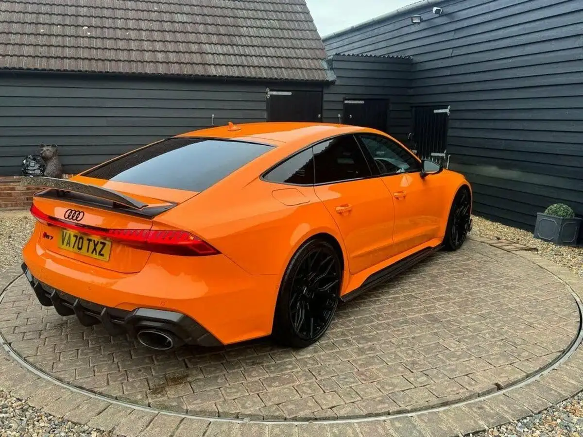 2020-audi-rs7-40-tfsi-carbon-black-big-59