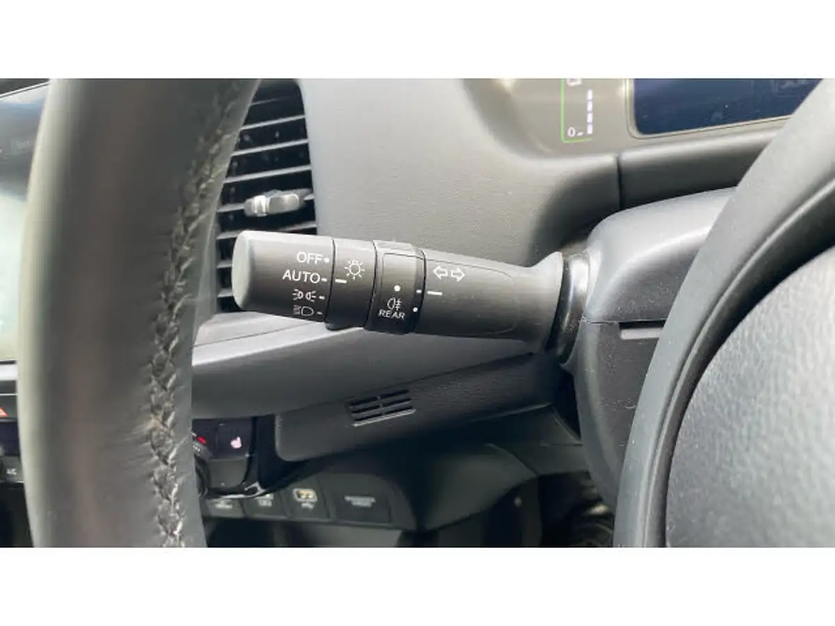 2024-honda-jazz-15-i-mmd-advance-big-26