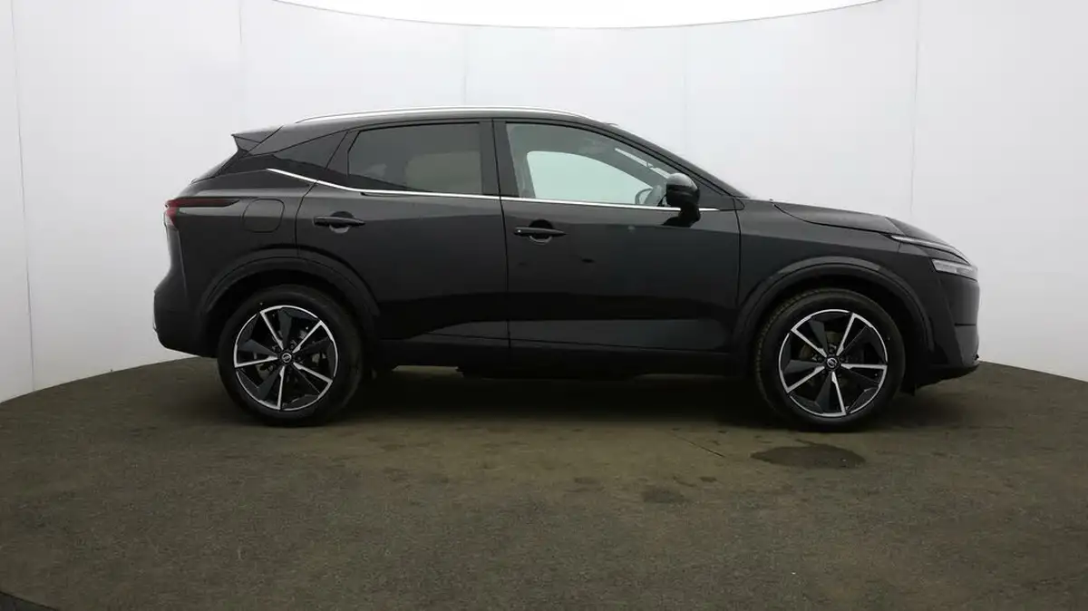 2022-nissan-qashqai-13-dig-t-tekna-140ps-big-50