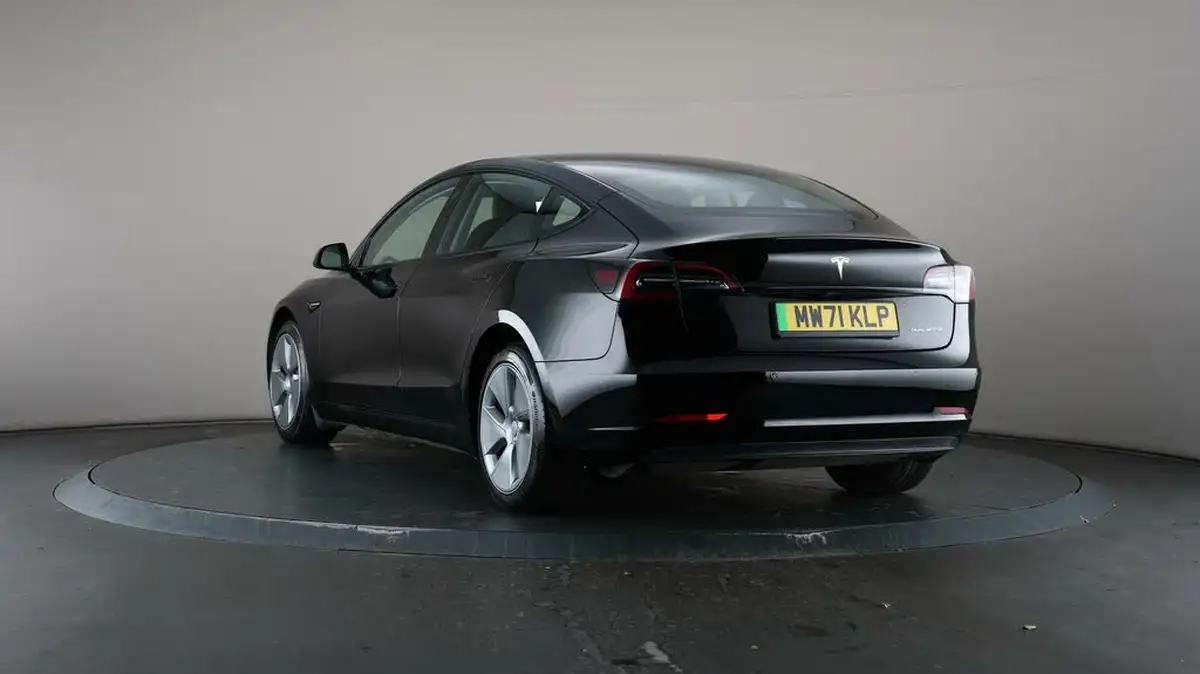 2021-tesla-model-3-e-long-range-awd-big-67