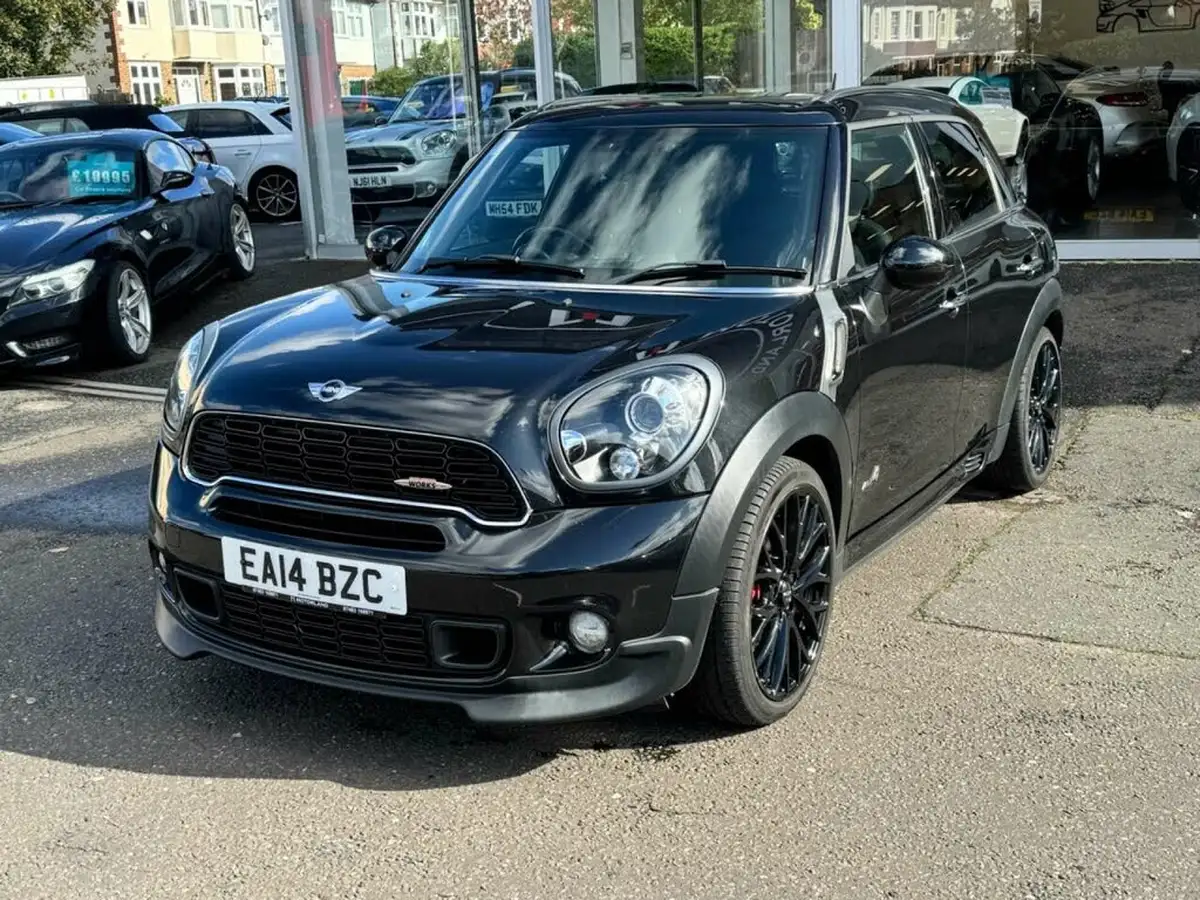 2014-mini-countryman-16-john-cooper-works-big-5