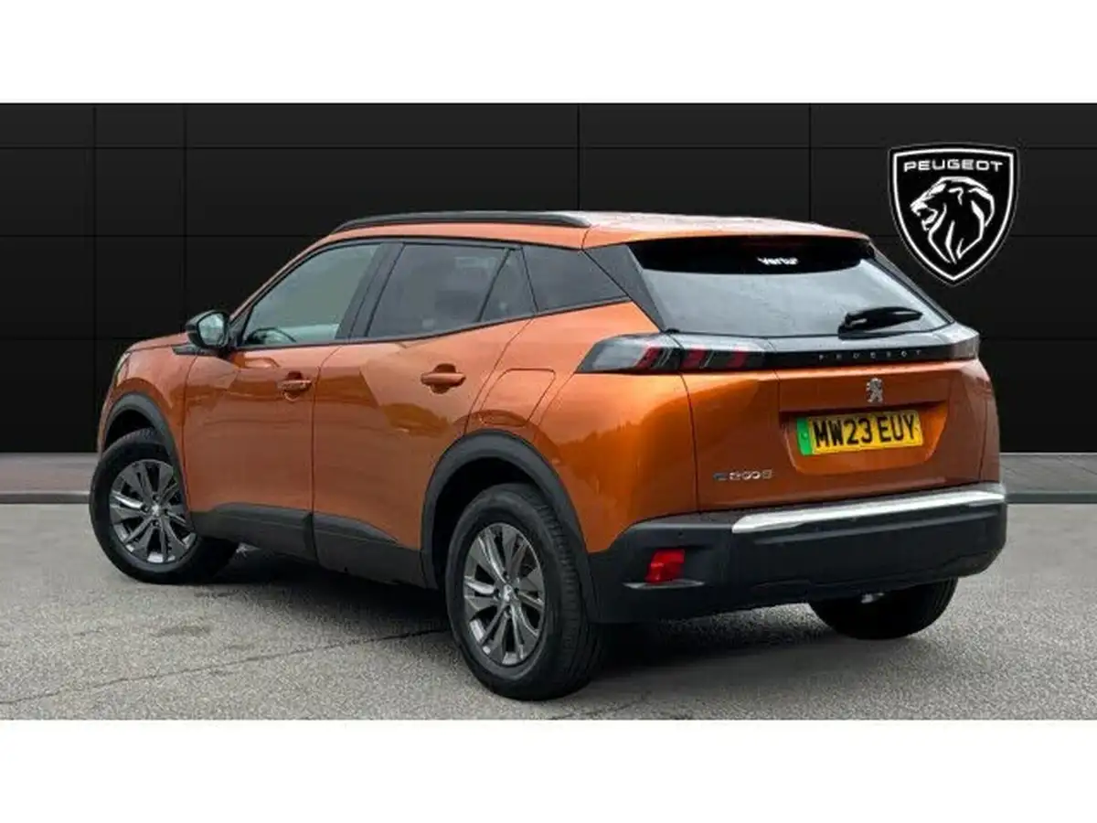 2023-peugeot-2008-suv-e-active-premium-big-1