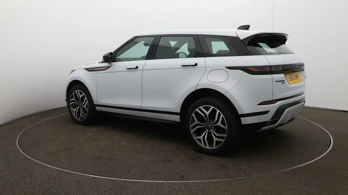 2021-land-rover-range-rover-evoque-15-p300e-r-dynamic-hse-big-32