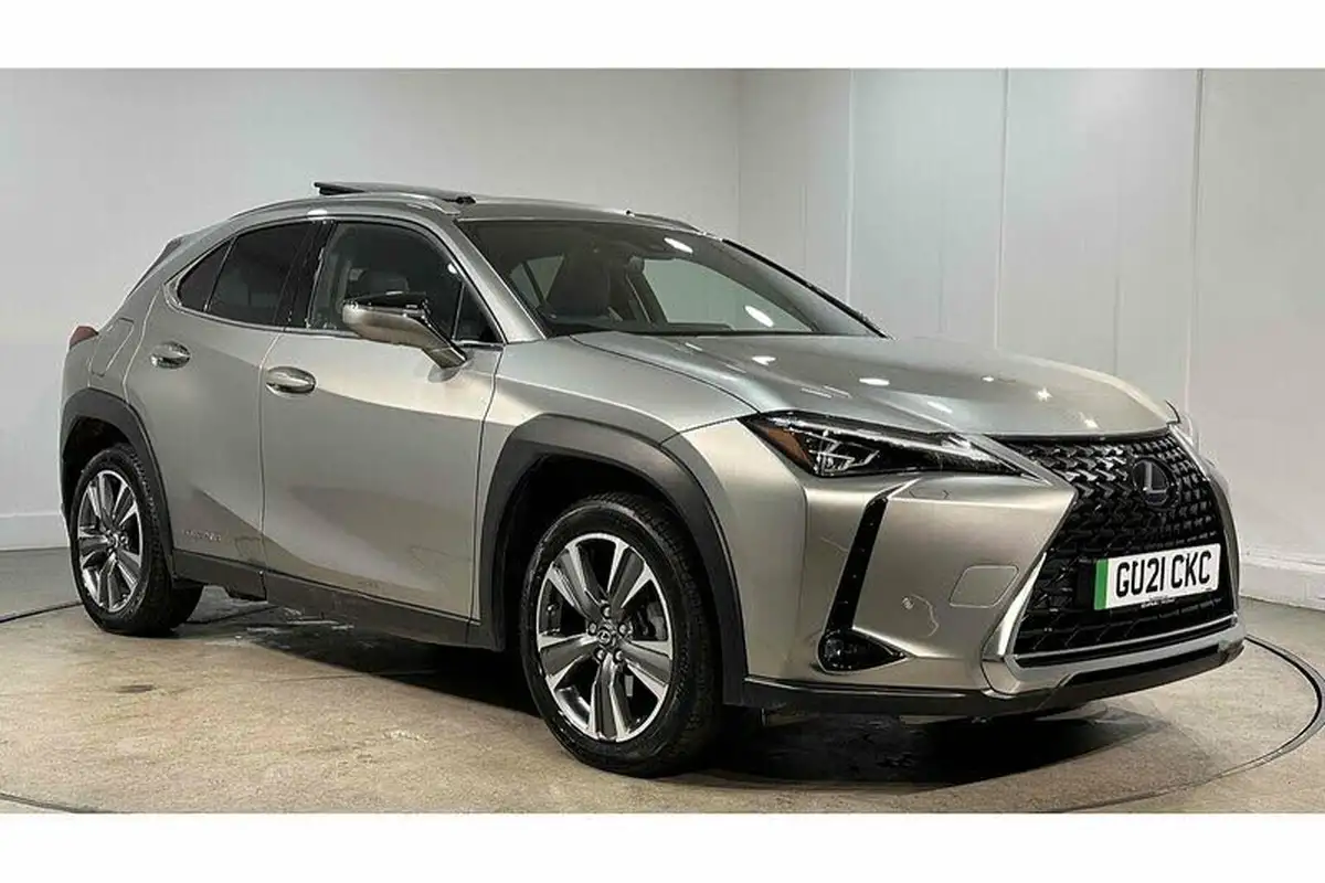2021-lexus-ux-300e-e-ux-big-10