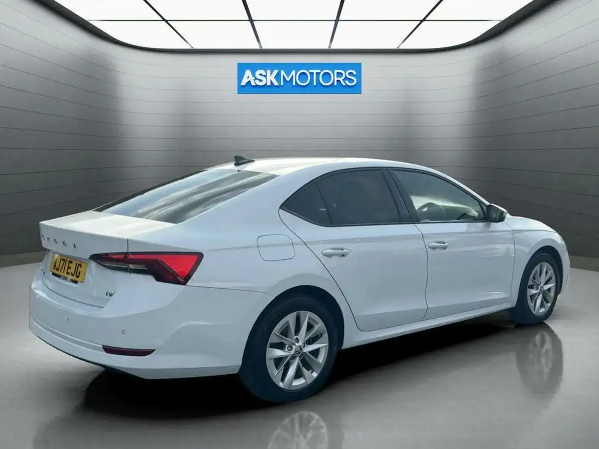 2021-skoda-octavia-big-4