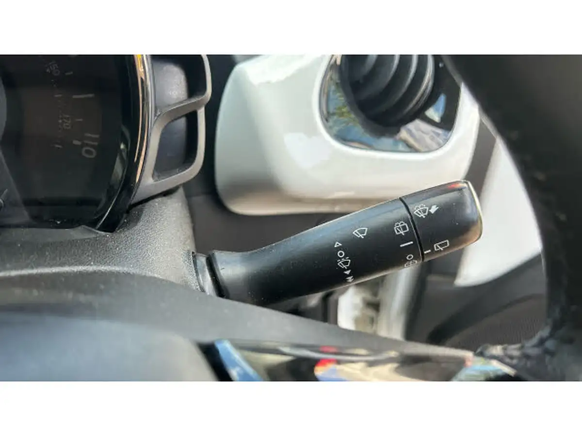 2018-toyota-aygo-10-vvt-i-x-style-71bhp-big-28