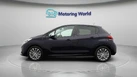 2019-peugeot-208-12-puretech-signature-small-3