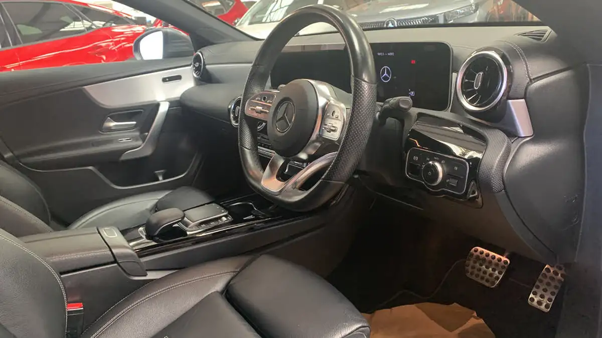 2019-mercedes-benz-cla-13-cla-200-amg-line-coupe-4d-7g-dct-big-10