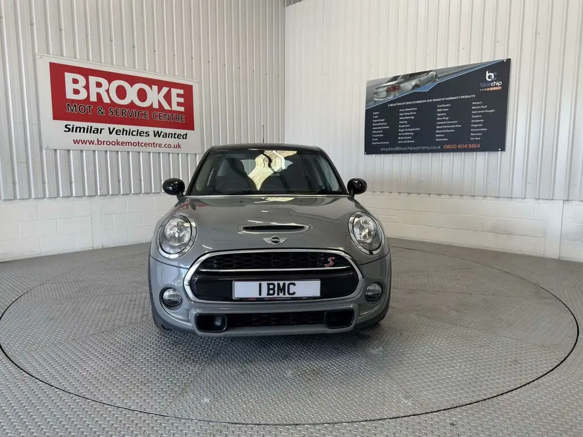 2017-mini-cooper-20-cooper-s-ss-hatchback-5d-sport-auto-big-9