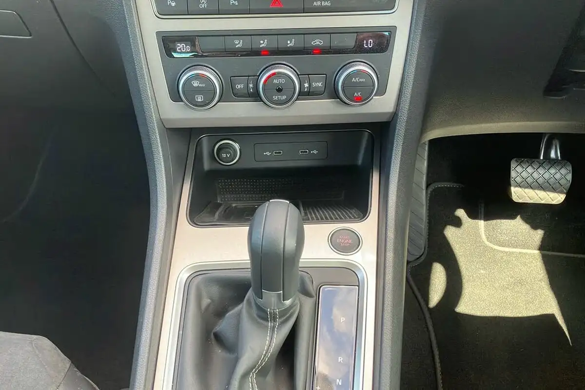 2024-seat-ateca-15-ecotsi-xperience-dsg-big-25